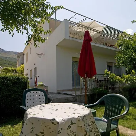 Slavka - Garden Terrace Daire
